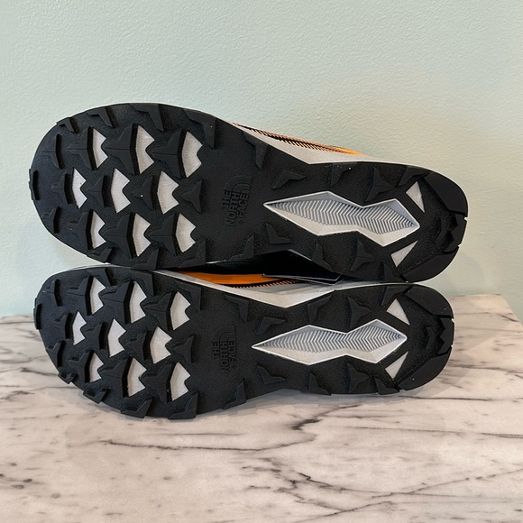 The North Face Men’s Vectiv Levitum FUTURELIGHT Trail Running Sneakers - Picture 12 of 12